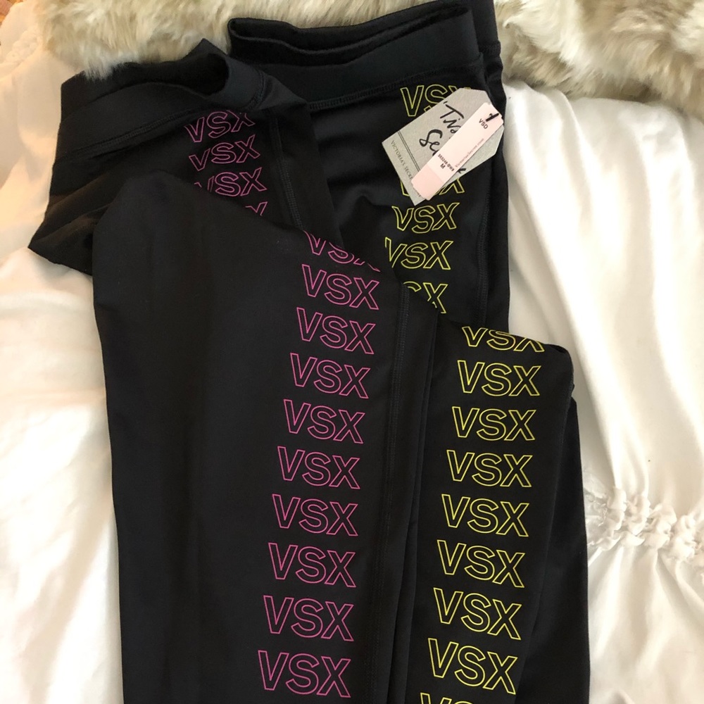 Victoria’s Secret leggings